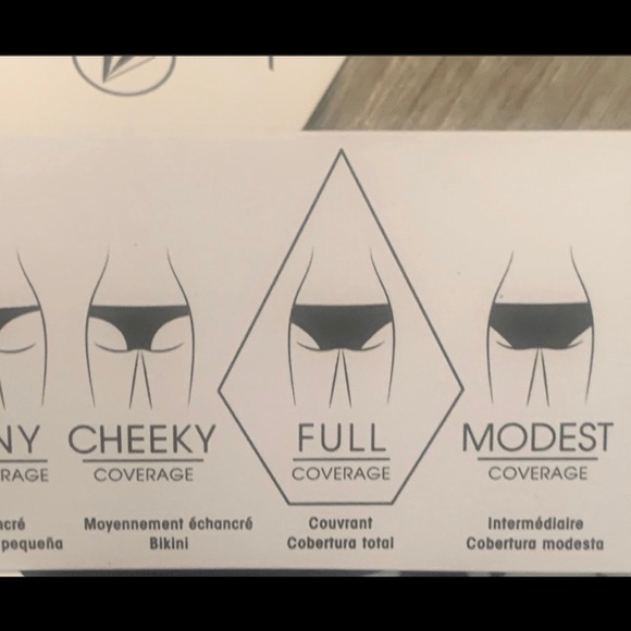 NWT Volcom‎ Stay Tuned Reversible String Bikini Set - Picture 5 of 5